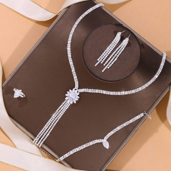 Elegant/Beautiful/Classic/Attractive Alloy With Oval/Round Rhinestone Jewelry Sets
