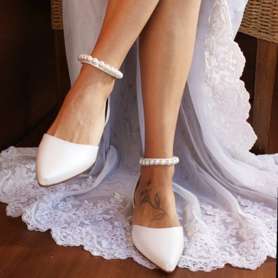 Women's Leatherette Flat Heel Closed Toe With ankle strap Beaded Chain