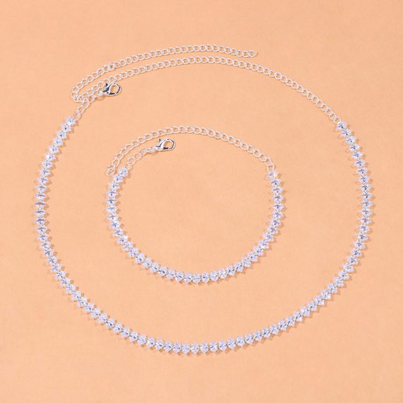 Fashionable/Classic/Attractive Alloy With Irregular Rhinestone/Cubic Zirconia Necklaces
