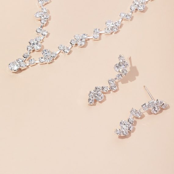 Ladies' Elegant Alloy With Irregular Rhinestone Jewelry Sets