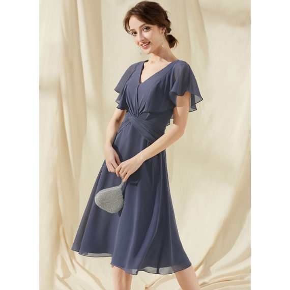 A-Line V-neck Knee-Length Chiffon Cocktail Dress With Ruffle