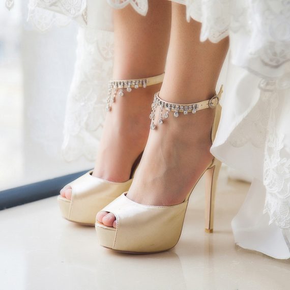 Women's Satin Stiletto Heel High Heel Peep Toe With Chain Rhinestone