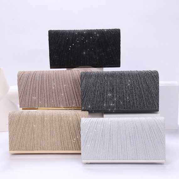 Elegant/Charming/Refined/Pretty/Attractive Clutch Bags