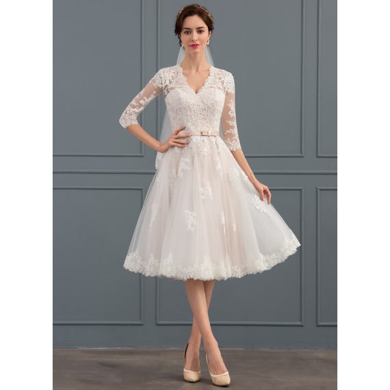 A-Line V-neck Knee-Length Tulle Lace Wedding Dress With Bow(s)