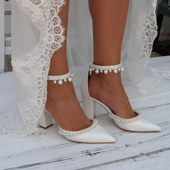 Women's Leatherette High Heel Block Heel Closed Toe With ankle strap Pearl & Imitation Pearl