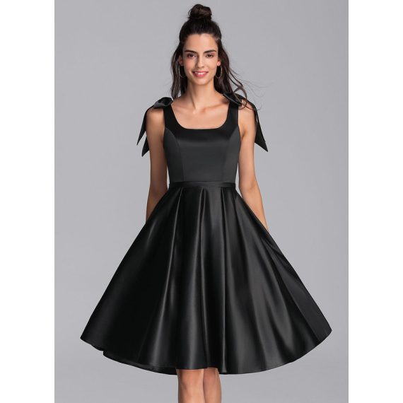 A-Line Square Knee-Length Satin Homecoming Dress With Bow(s)