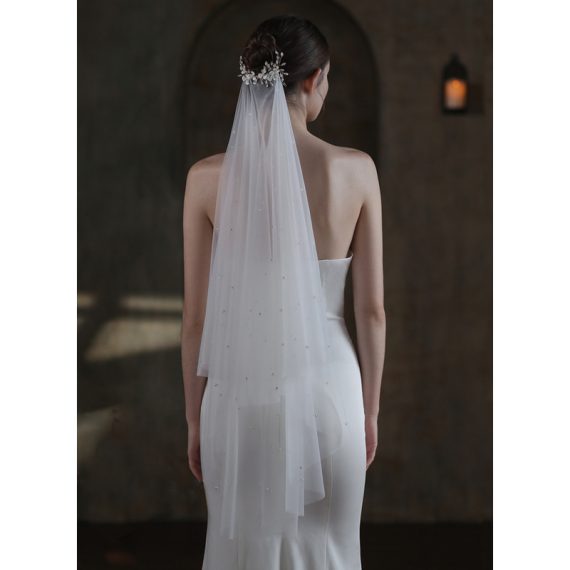 Two-tier Cut Edge Fingertip Bridal Veils With Faux Pearl