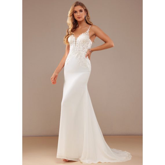 Trumpet/Mermaid V-Neck Court Train Chiffon Lace Wedding Dress With Beading