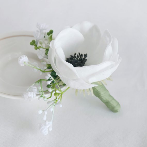 Elegant/Fascinating/Dreamlike Free-Form Silk Flower Boutonniere -