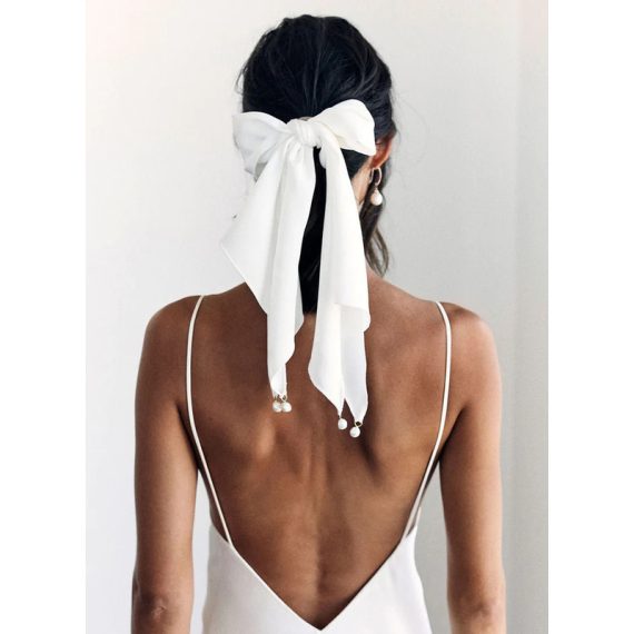 One-tier Cut Edge Shoulder Veils With Faux Pearl
