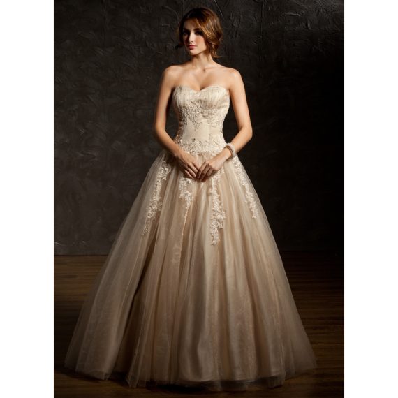 Ball-Gown/Princess Sweetheart Floor-Length Tulle Prom Dresses With Beading Ruffle Appliques Lace Sequins