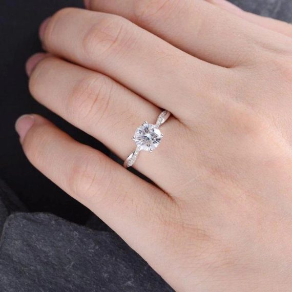 Women's Attractive/Classic/Elegant S925 Sliver With Round Cut Cubic Zirconia Rings