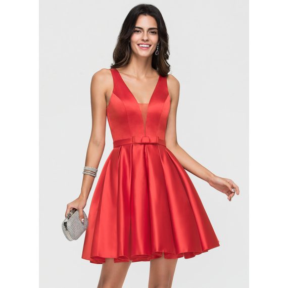 A-Line V-neck Short/Mini Satin Homecoming Dress With Bow(s)