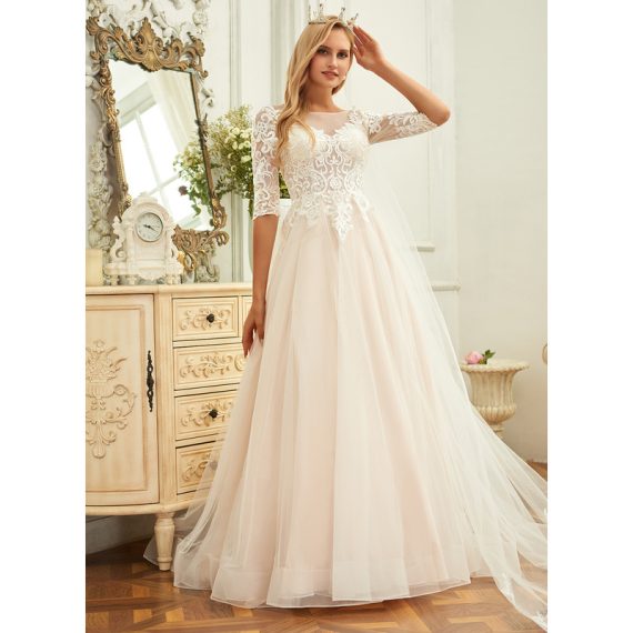 Ball-Gown/Princess Scoop Sweep Train Tulle Lace Wedding Dress