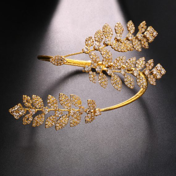Elegant/Beautiful/Exquisite/Attractive Alloy With Round Rhinestone Bracelets
