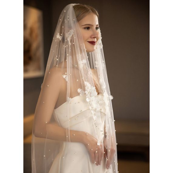 One-tier Cut Edge Chapel Bridal Veils With Applique