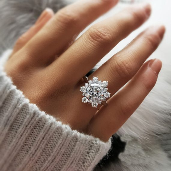 Women's Attractive/Classic/Elegant S925 Sliver With Round Cut Cubic Zirconia Rings