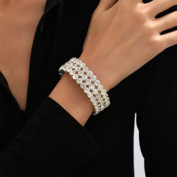 Elegant/Beautiful/Attractive Alloy With Round Rhinestone Bracelets