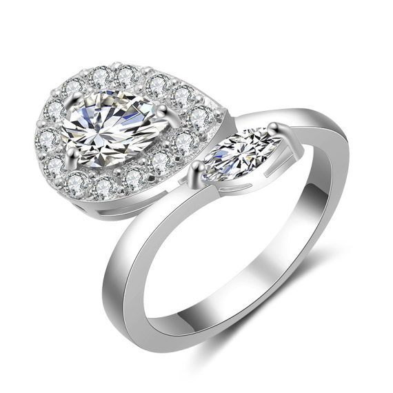 Elegant/Classic/Attractive Alloy With Oval/Round Cubic Zirconia Rings