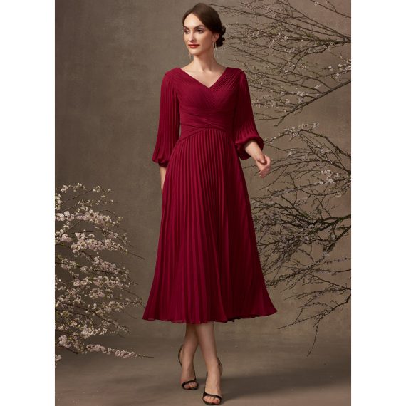 A-Line V-neck Tea-Length Chiffon Cocktail Dress With Pleated