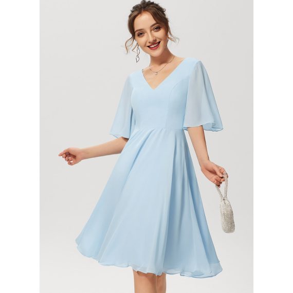 A-Line V-neck Knee-Length Chiffon Cocktail Dress