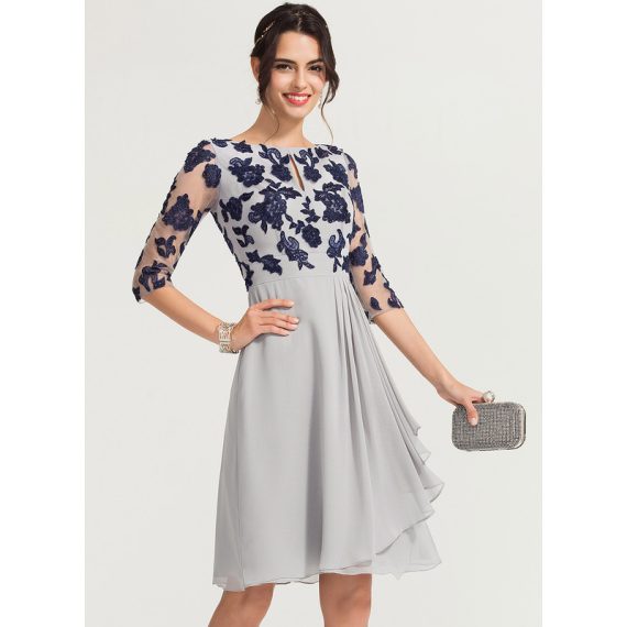 A-Line Scoop Knee-Length Chiffon Lace Cocktail Dress With Ruffle