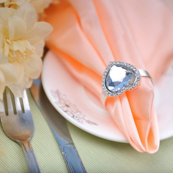 Heart Shaped Alloy Napkin Rings With Rhinestone