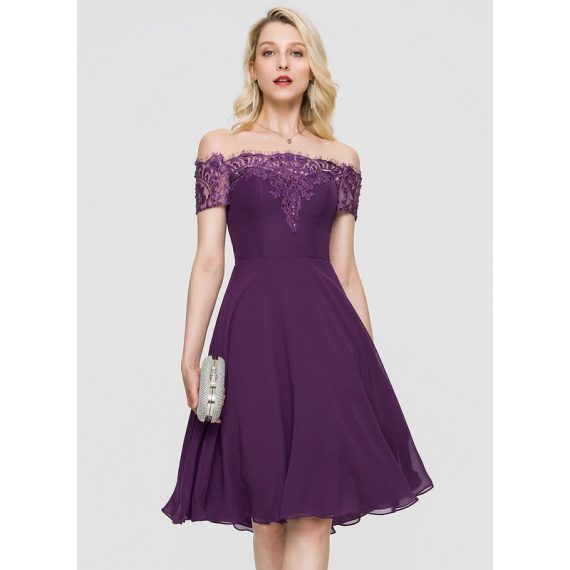A-Line Off-the-Shoulder Knee-Length Chiffon Lace Cocktail Dress With Beading