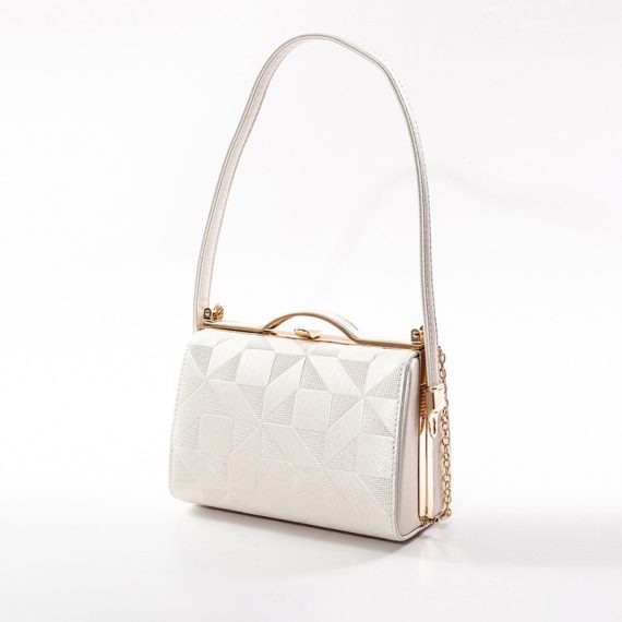 Elegant/Charming/Refined/Pretty/Attractive Handbags